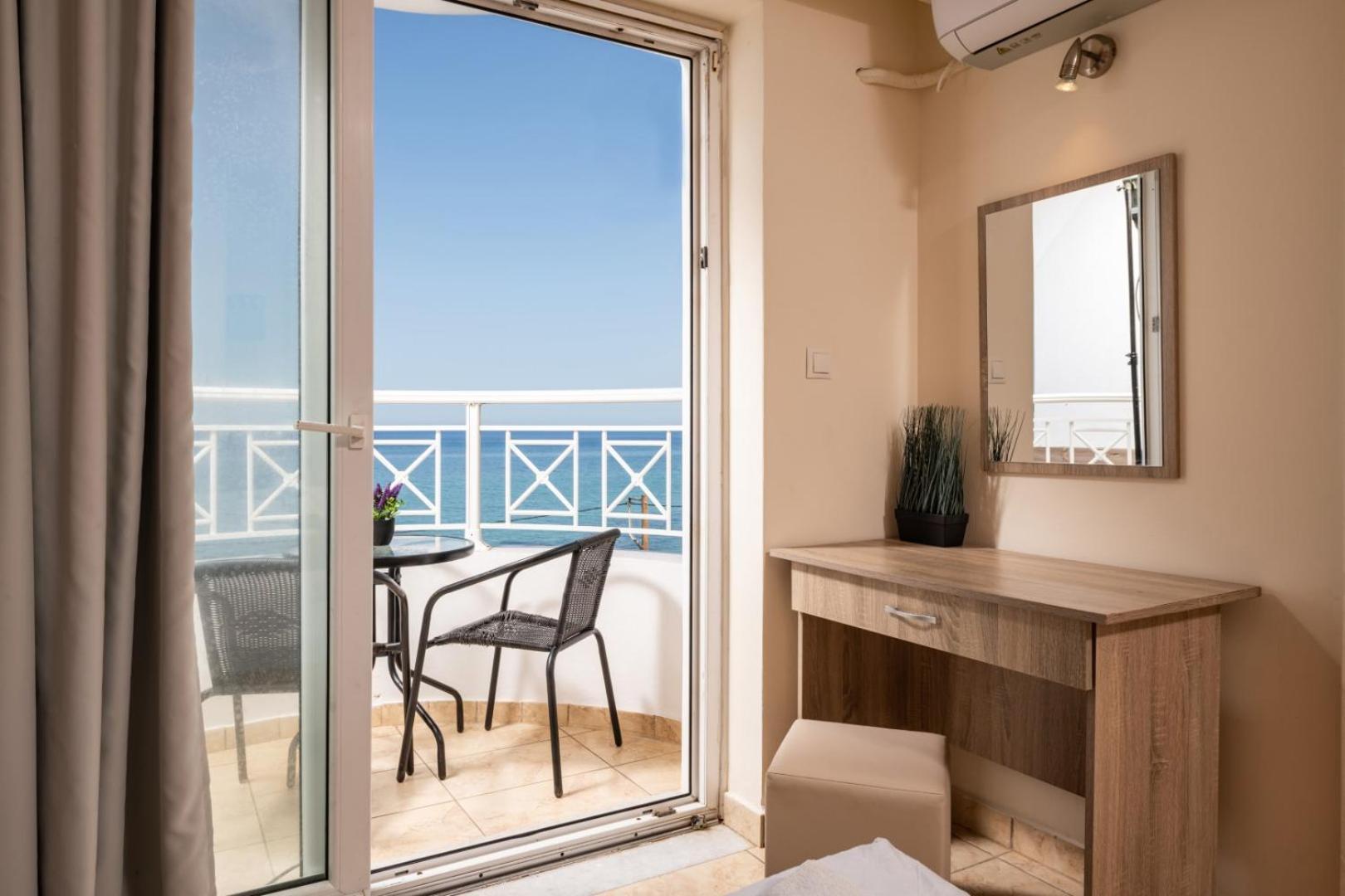 Nefeli Beach - Living By The Sea Аргасі Екстер'єр фото